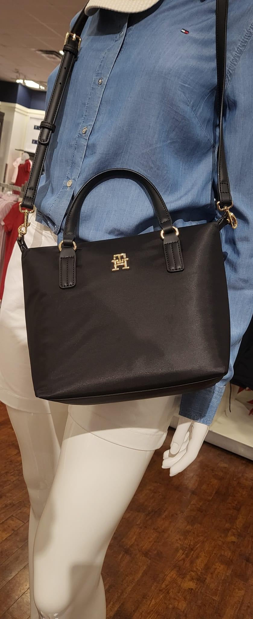 AUTHENTIC/ORIGINAL Tommy Hilfiger Poppy Small Nylon Crossbody Tote Navy Black Beige Bag