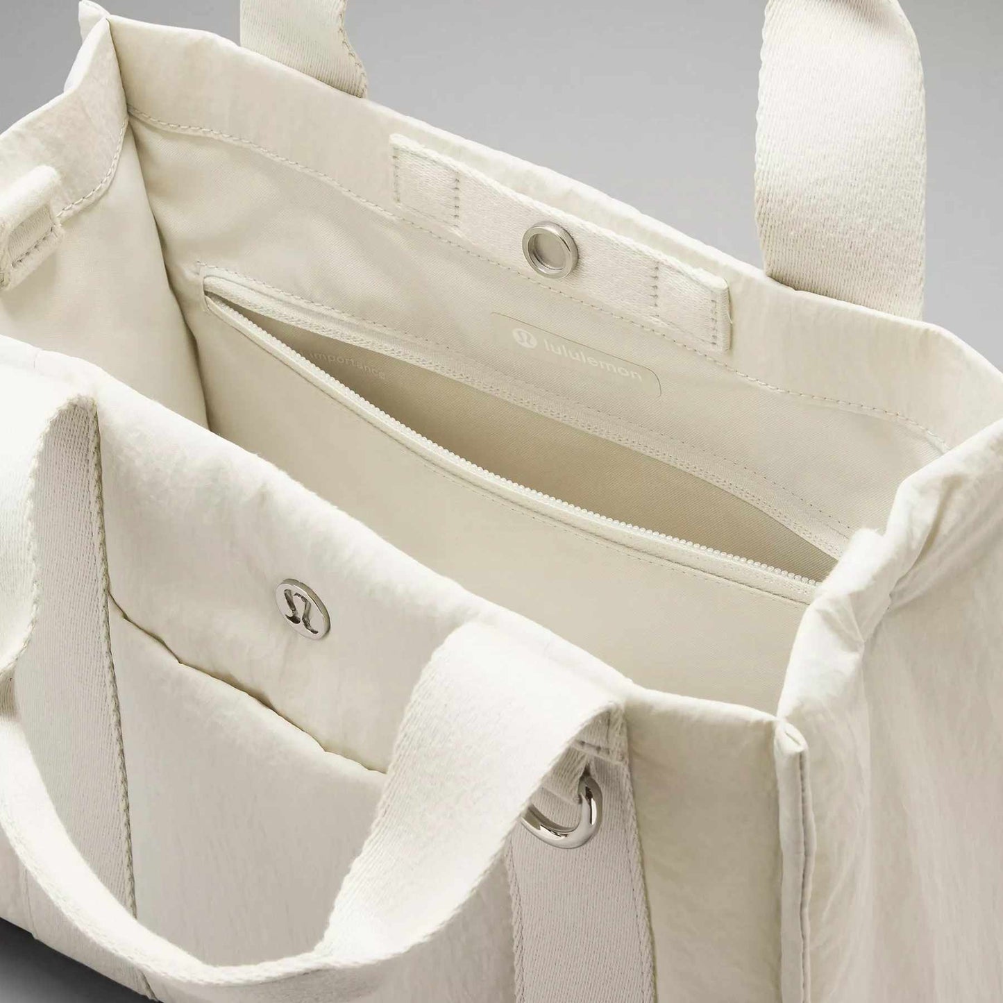 AUTHENTIC/ORIGINAL Lululemon Boxy Mini Tote Bag 4.5L