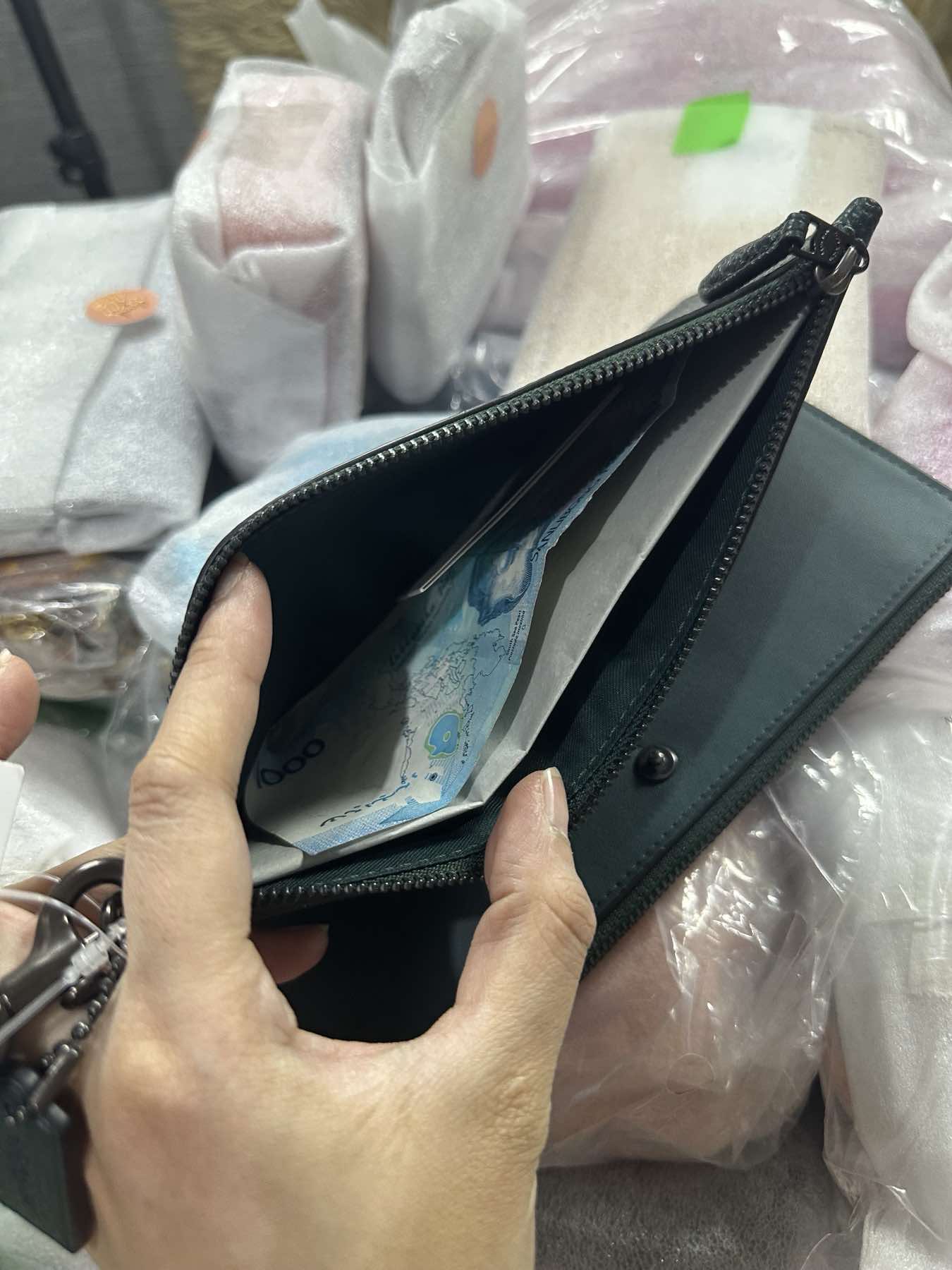 AUTHENTIC/ORIGINAL Coach RARE Retail Double Zip Long Phone Wallet Phone Wristlet Forest Green