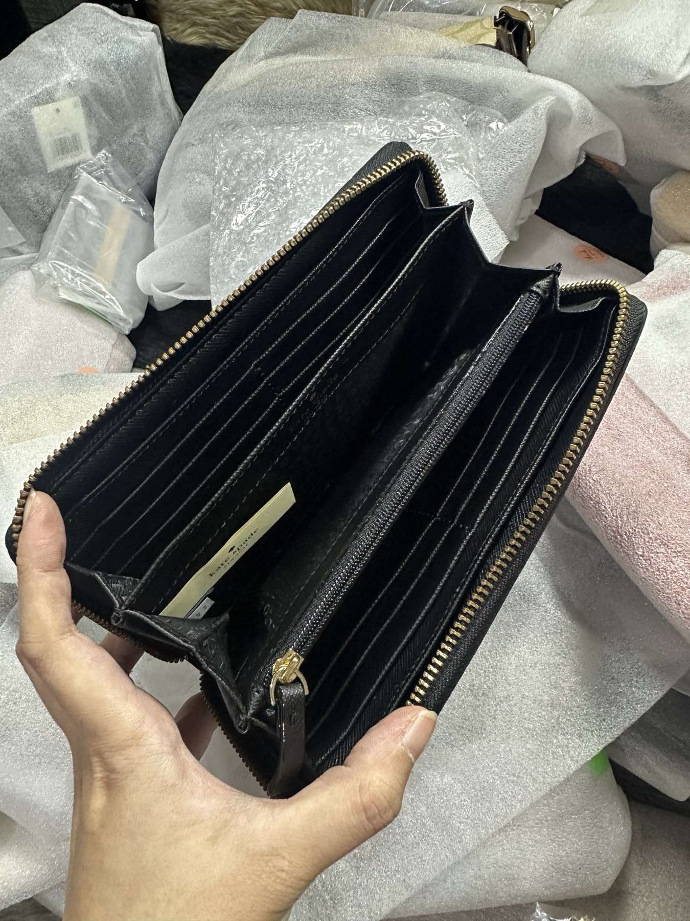 AUTHENTIC/ORIGINAL KateSpade KS Wilson Road Neda Embelished Long Nylon Wallet Black