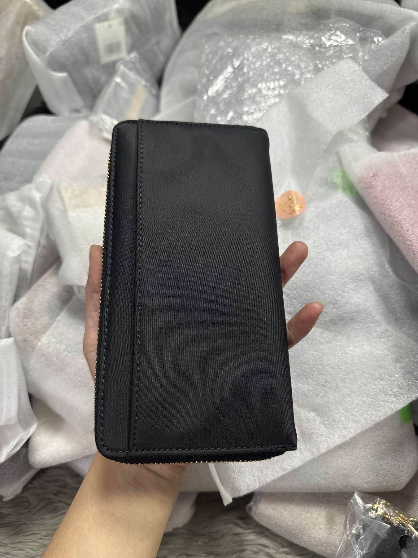 AUTHENTIC/ORIGINAL KateSpade KS Wilson Road Neda Embelished Long Nylon Wallet Black