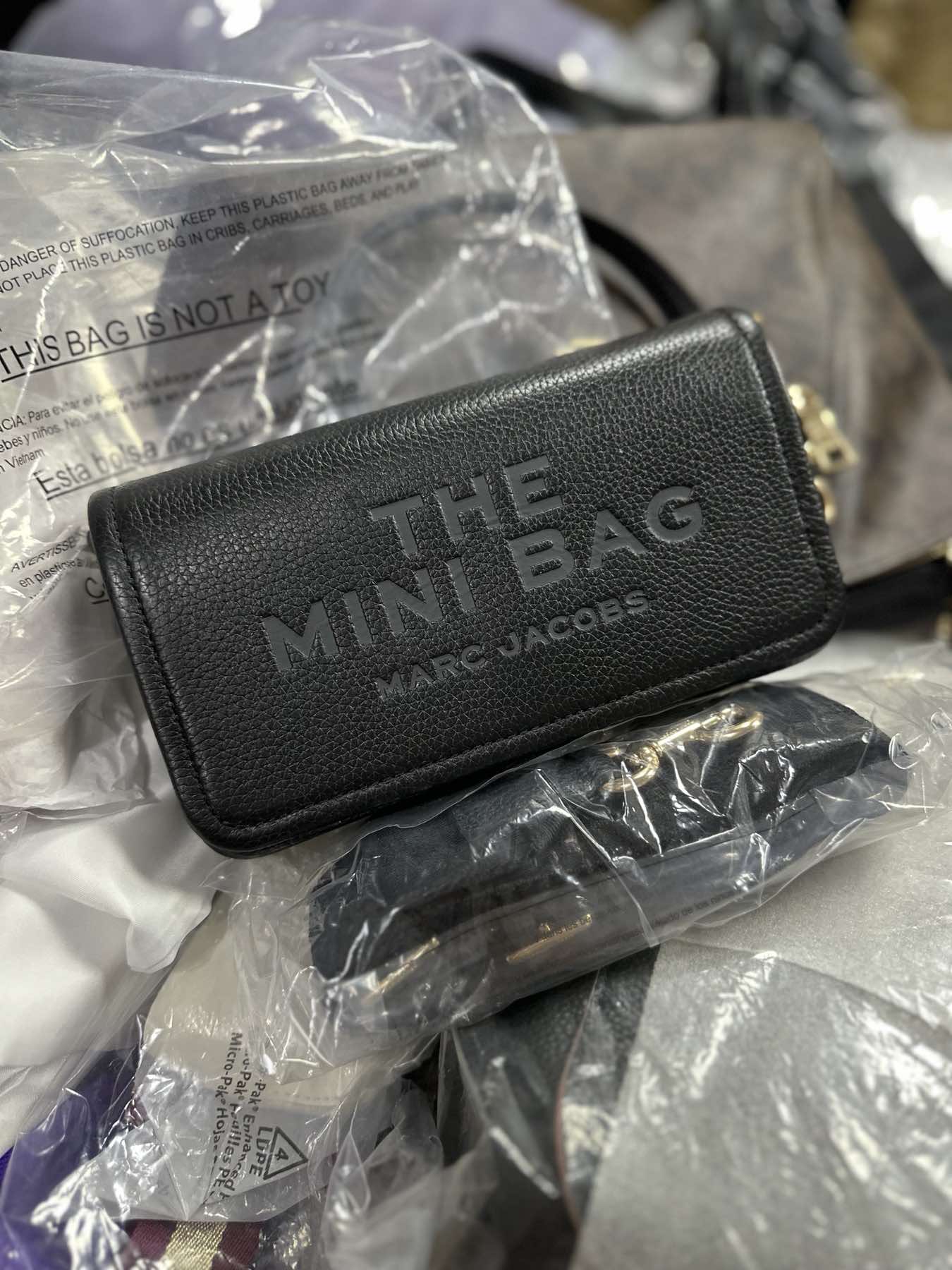 AUTHENTIC/ORIGINAL MJ The Mini Bag Black