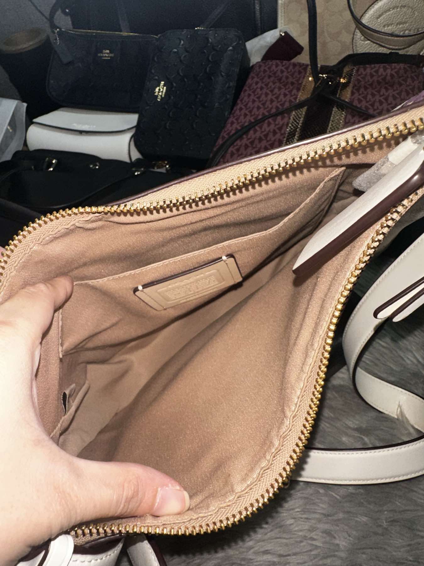 AUTHENTIC/ORIGINAL Preloved Coach Ellie File Bag With Floral Print White