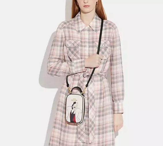 AUTHENTIC/ORIGINAL Coach Eva Phone Crossbody With Cruella Small White Bag