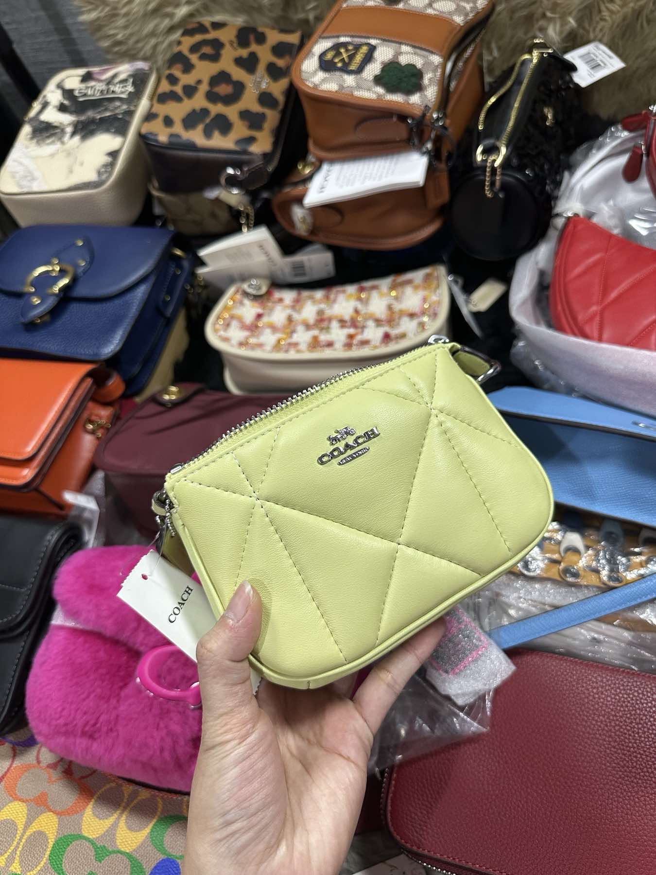 AUTHENTIC/ORIGINAL Coach Nolita 15 With Puffy Diamond Quilting Mini Bag Lime Green