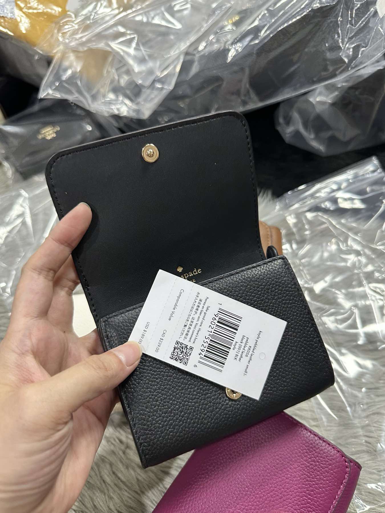 AUTHENTIC/ORIGINAL KateSpade KS Kayla Pebbled Leather Small L-Zip Wallet Brown White Black