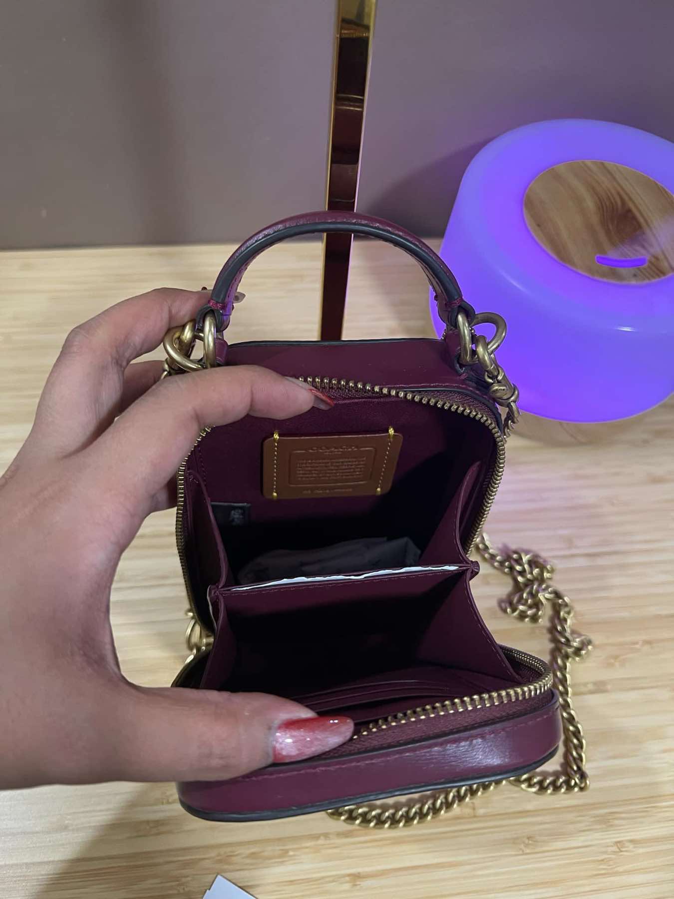 AUTHENTIC/ORIGINAL Preloved Coach Retail Alie Camera Phone Bag In Signature Jacquard Maroon