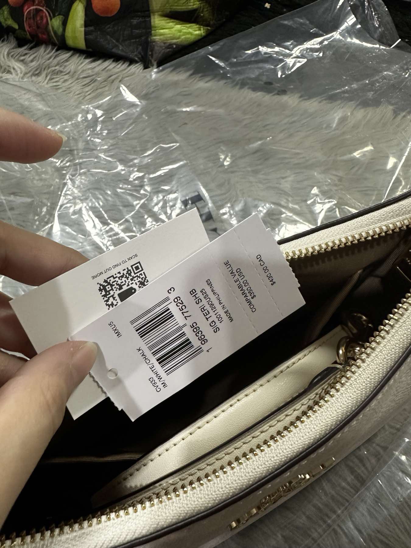 AUTHENTIC/ORIGINAL Coach Teri Shoulder Bag In Signature Canvas Glacier White