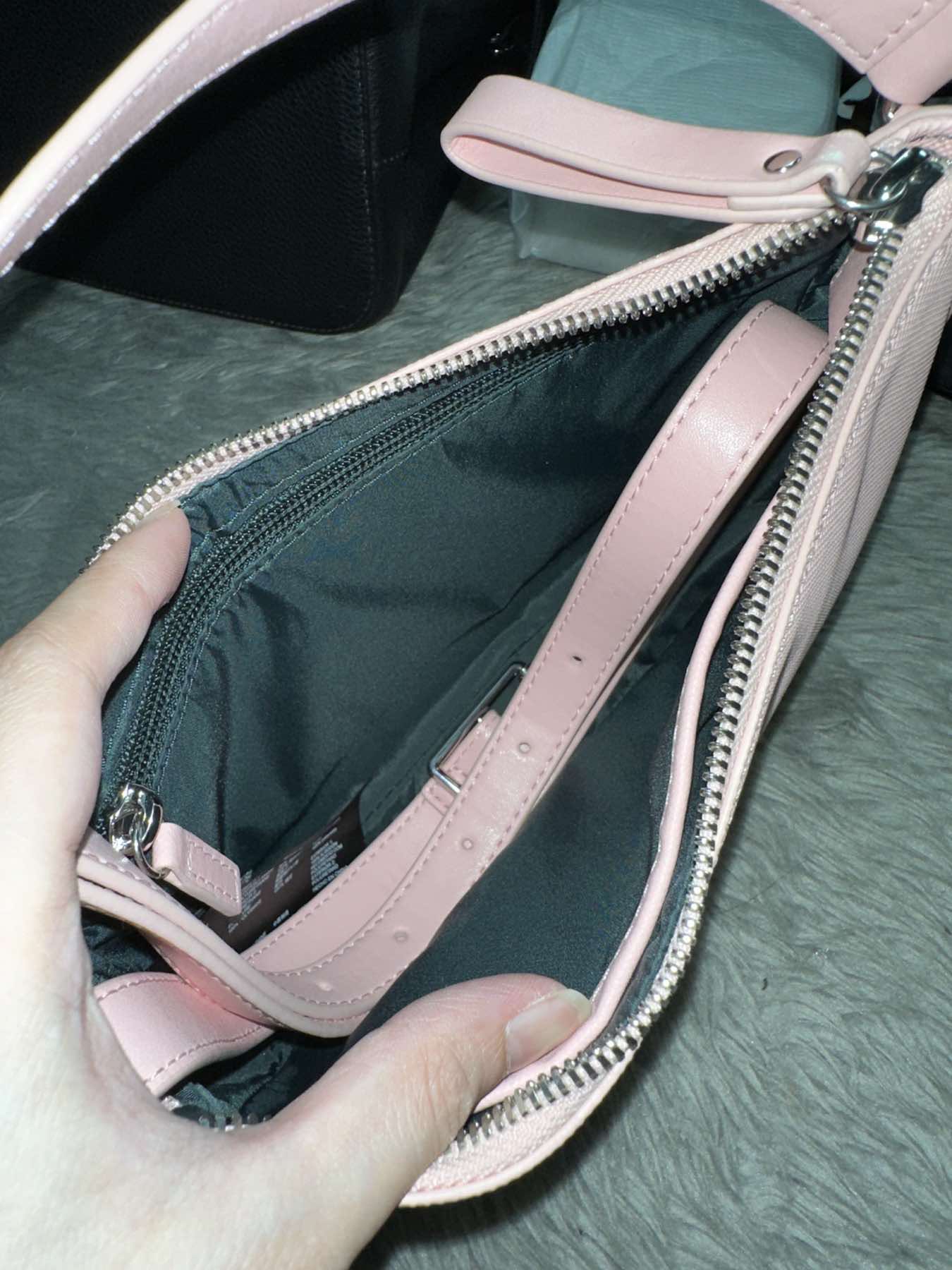 AUTHENTIC/ORIGINAL Preloved Lac0st Pink Small Crossbody Bag
