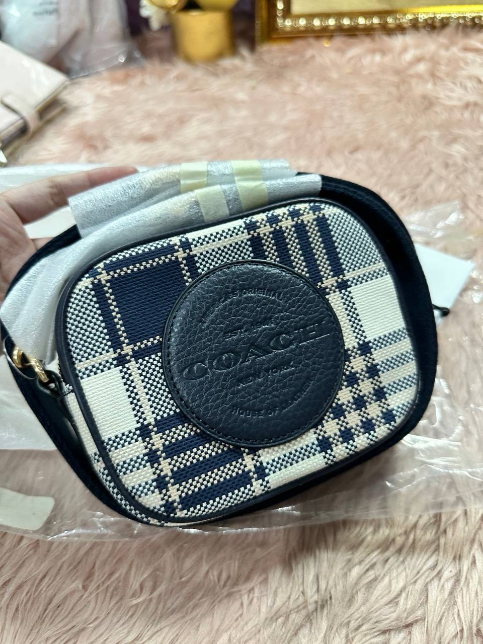 ORIG & IMPORTED COACH Mini Dempsey Camera Black Bag With Plaid Print