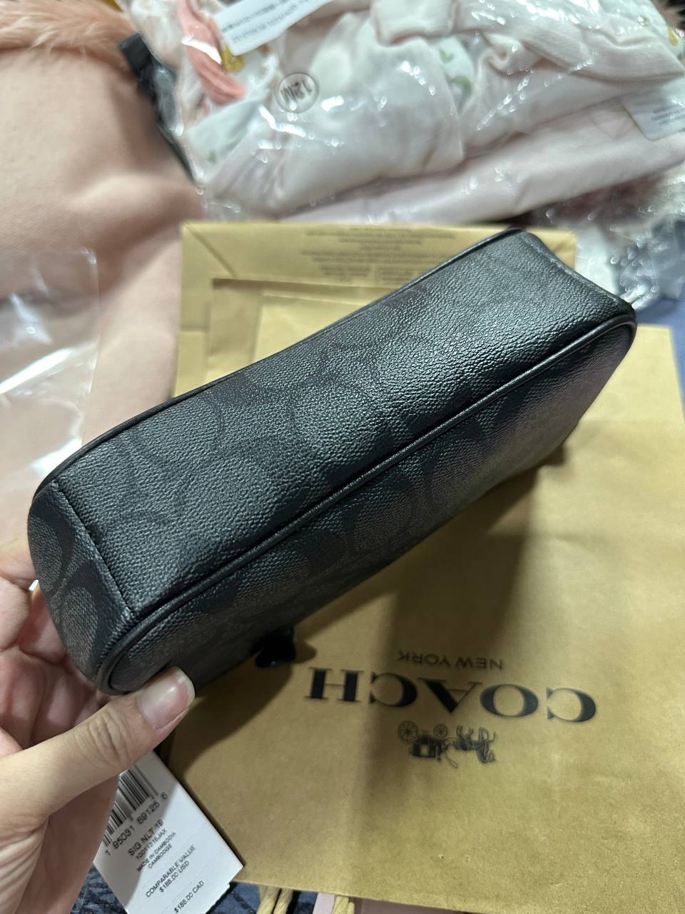 ORIG & IMPORTED COACH Nolita 19 Wristlet Small Black Bag