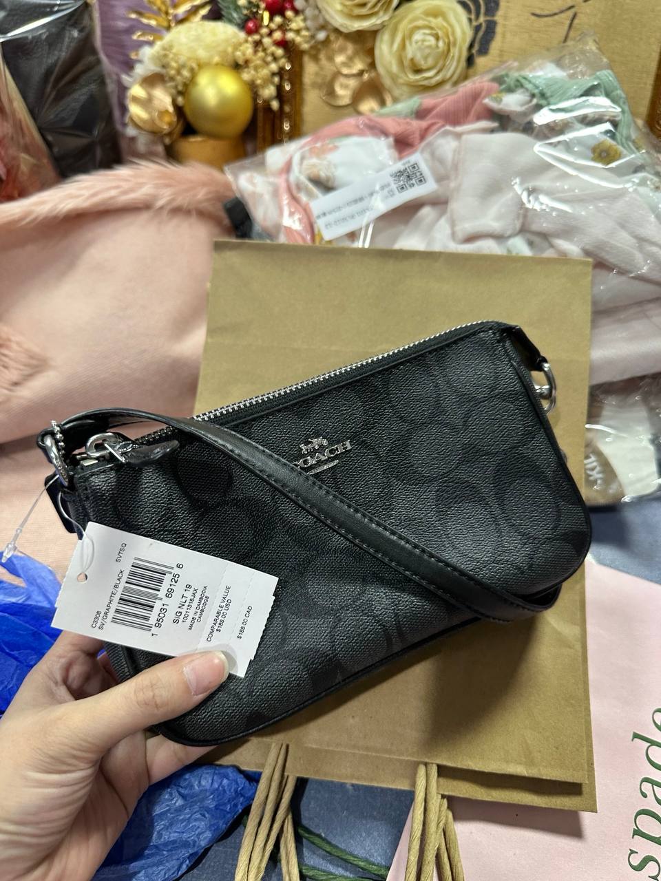 ORIG & IMPORTED COACH Nolita 19 Wristlet Small Black Bag