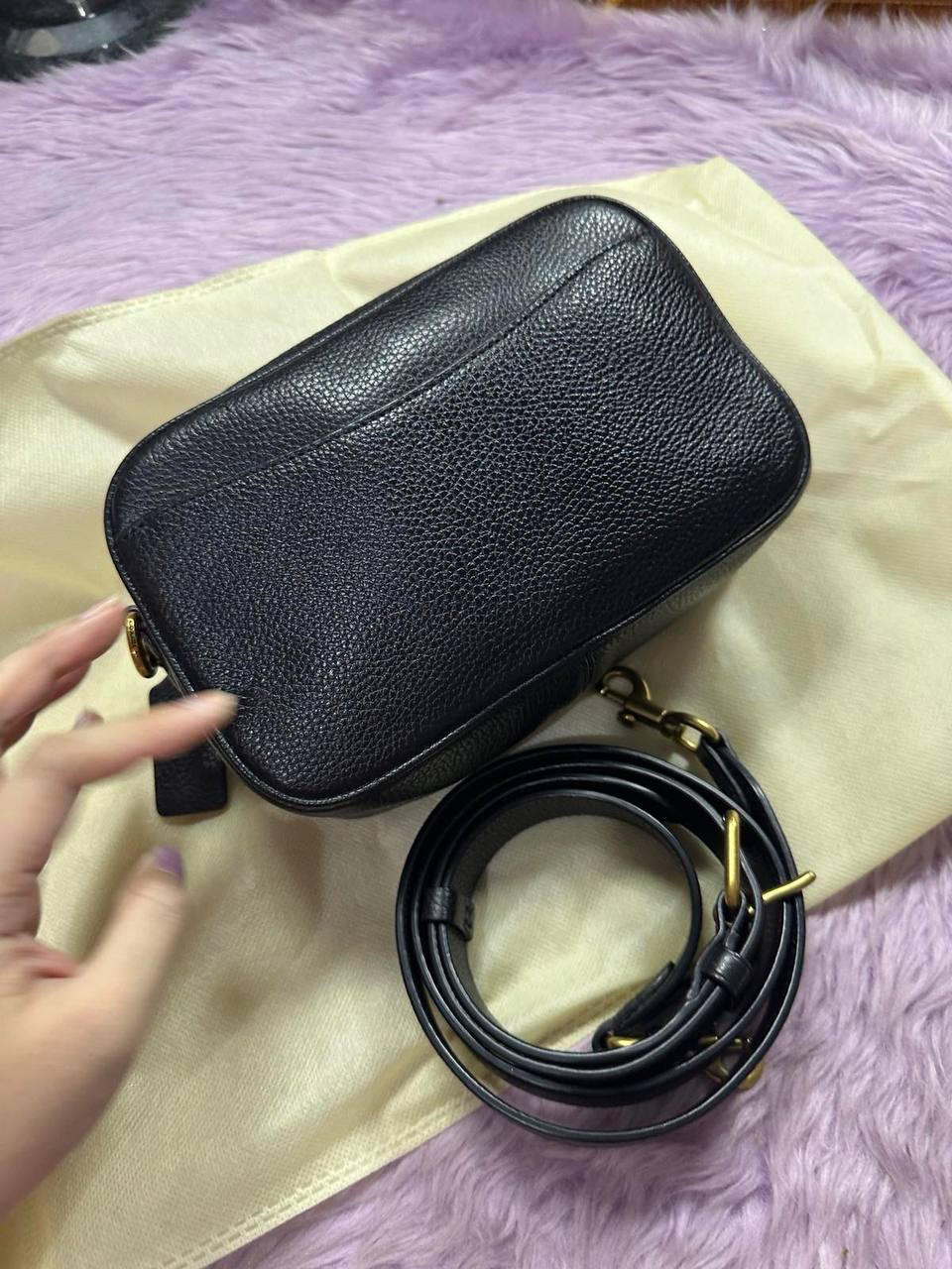 ORIG Preloved Retail Coach Willow Camera Black Bag