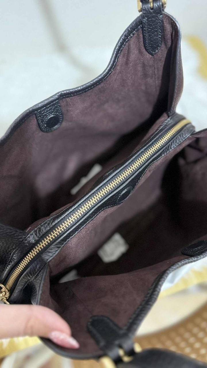 ORIG Preloved Retail Coach Lori Shoulder Black Bag