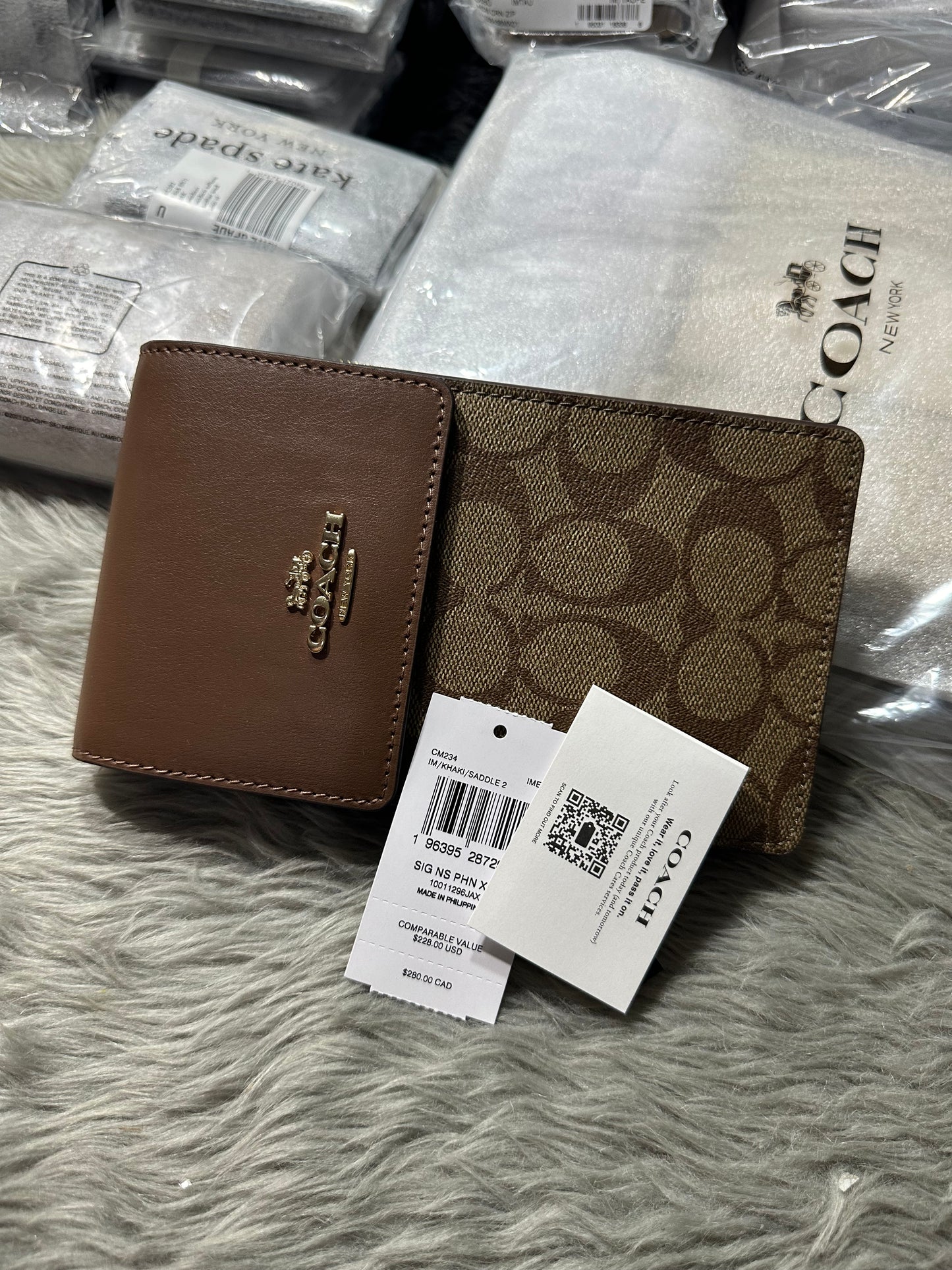 AUTHENTIC/ORIGINAL Coach North South Phone Crossbody In Signature Canvas Khaki Small Bag