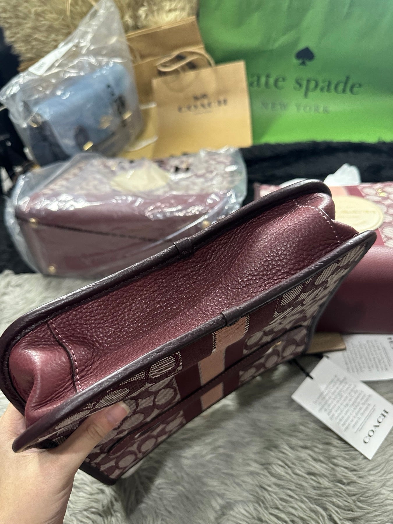 AUTHENTIC/ORIGINAL Coach Dempsey File Bag In Signature Jacquard With Stripe Maroon