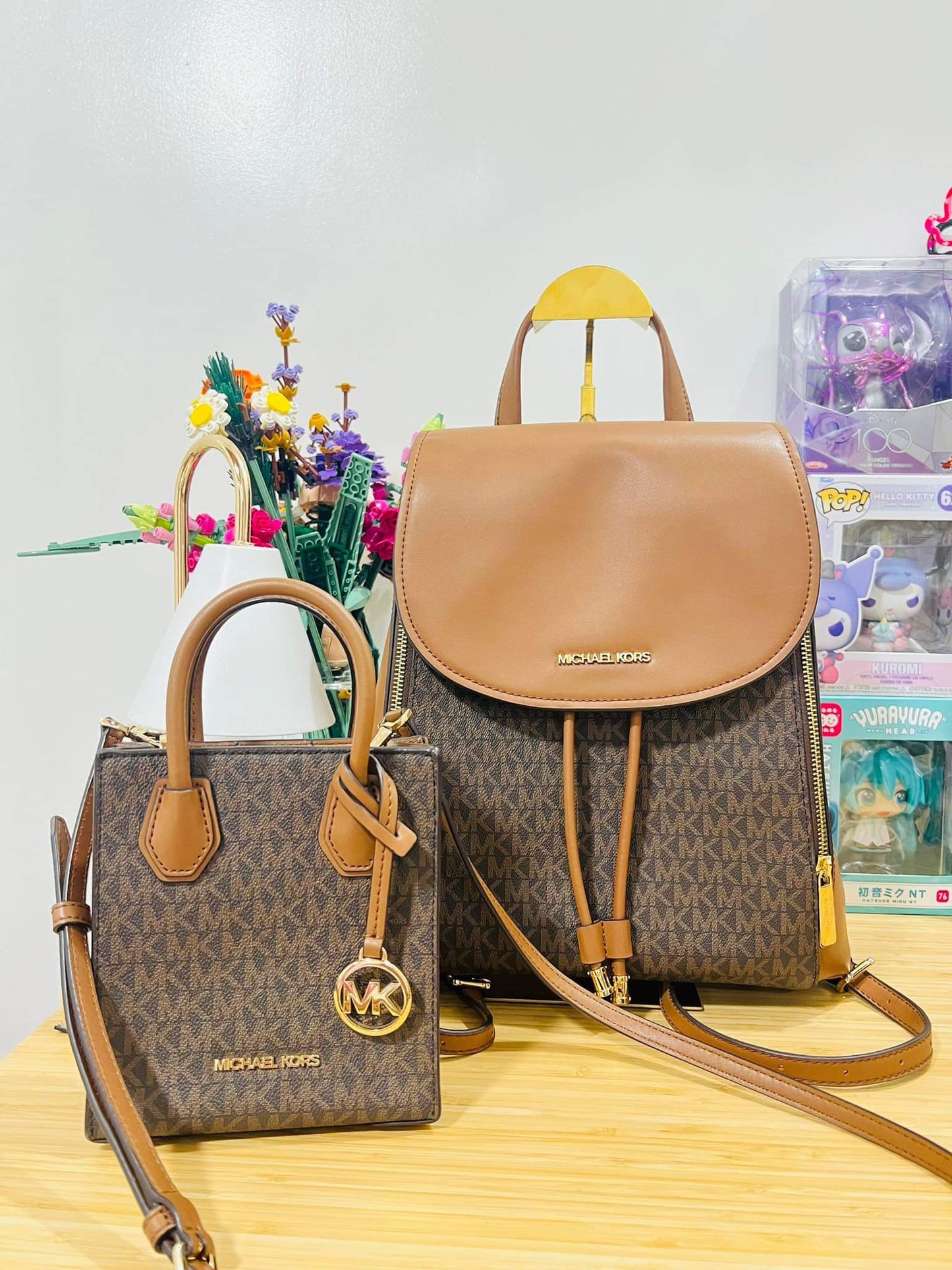 AUTHENTIC/ORIGINAL Preloved Michael Kors MK Mercer Extra-Small Logo and Leather Crossbody Bag Brown