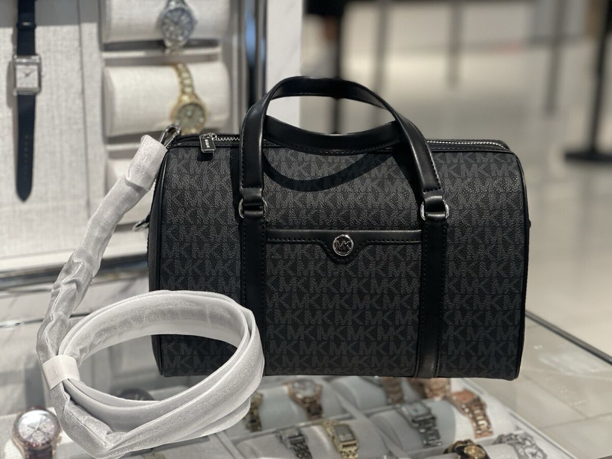 AUTHENTIC/ORIGINAL MK Jet Set Travel Medium Duffle Satchel Crossbody Bag in Black