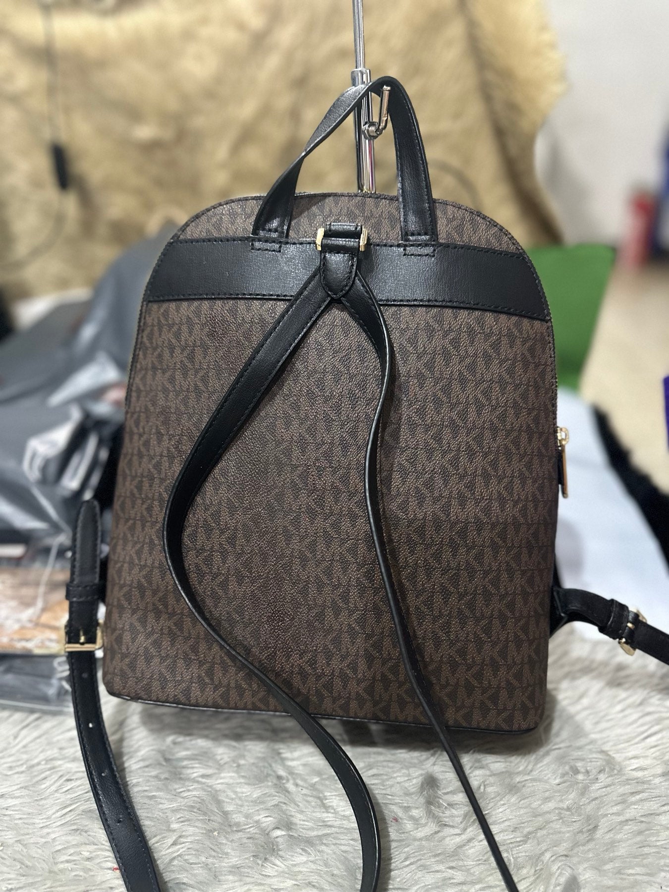 AUTHENTIC/ORIGINAL Preloved MK Kimberly Signature Small Bonded Tote Bag Light Cream Brown