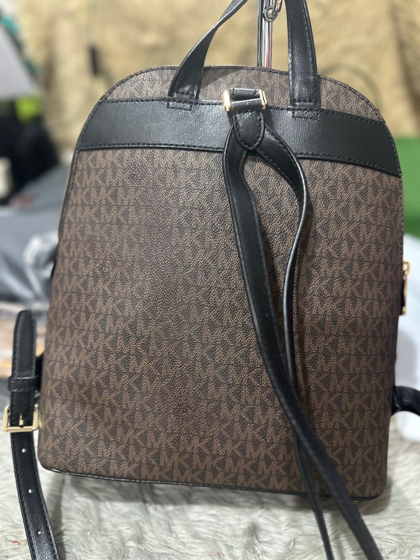 AUTHENTIC/ORIGINAL Preloved MK Kimberly Signature Small Bonded Tote Bag Light Cream Brown