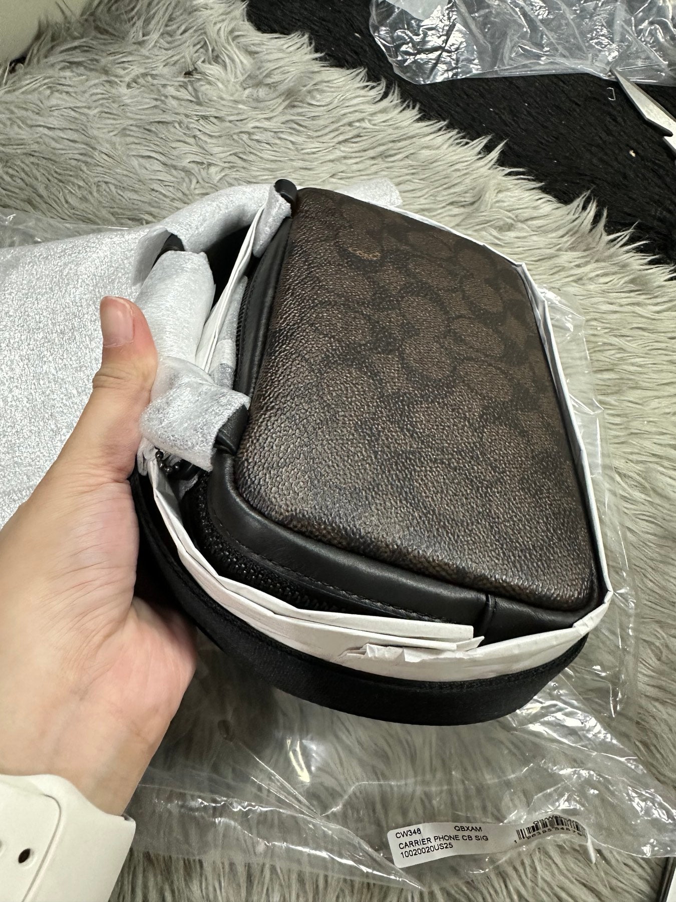 AUTHENTIC/ORIGINAL Coach Carrier Phone Men Bag Crossbody In Signature Canvas Small Bag Brown Walnut