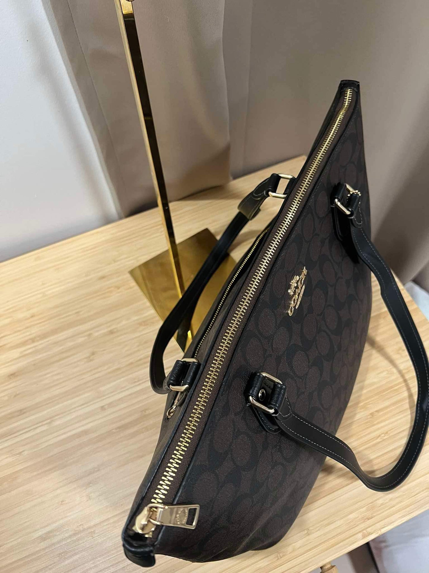 AUTHENTIC/ORIGINAL Preloved Coach Gallery Tote Large Bag In Signature Canvas Brown Black