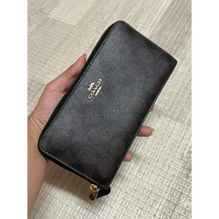 AUTHENTIC/ORIGINAL Preloved Coach Long Zip Around Wallet In Signature Canvas Dark Brown