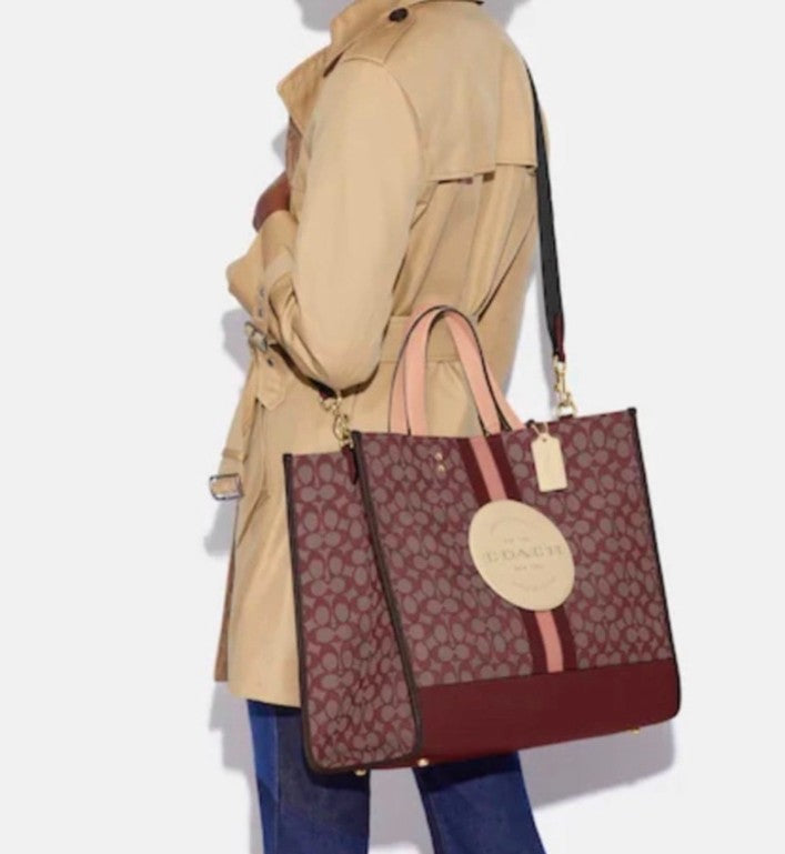 AUTHENTIC/ORIGINAL Coach Dempsey Jacquard Tote 40 Coach Patch Maroon Wine Large Bag