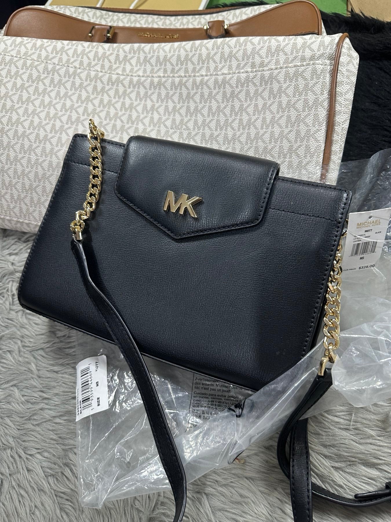 AUTHENTIC/ORIGINAL Preloved MK Mott Large Clutch Crossbody Black Bag