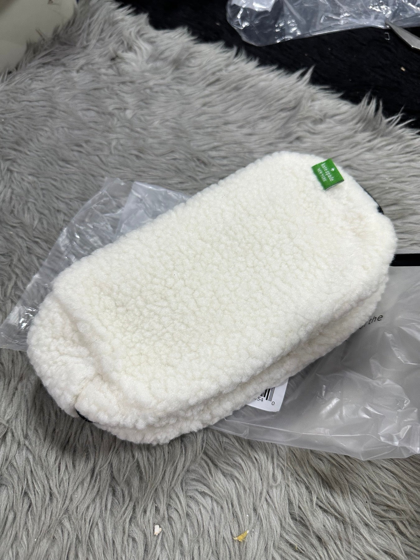 AUTHENTIC/ORIGINAL KateSpade KS Sherpa Pouch WHITE