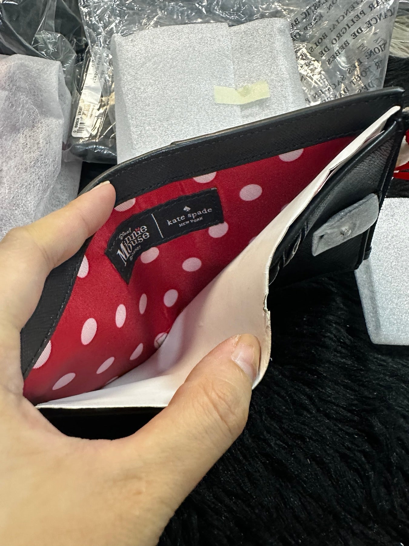 AUTHENTIC/ORIGINAL KateSpade Disney Minnie Mouse Adalyn Bifold Black Wallet