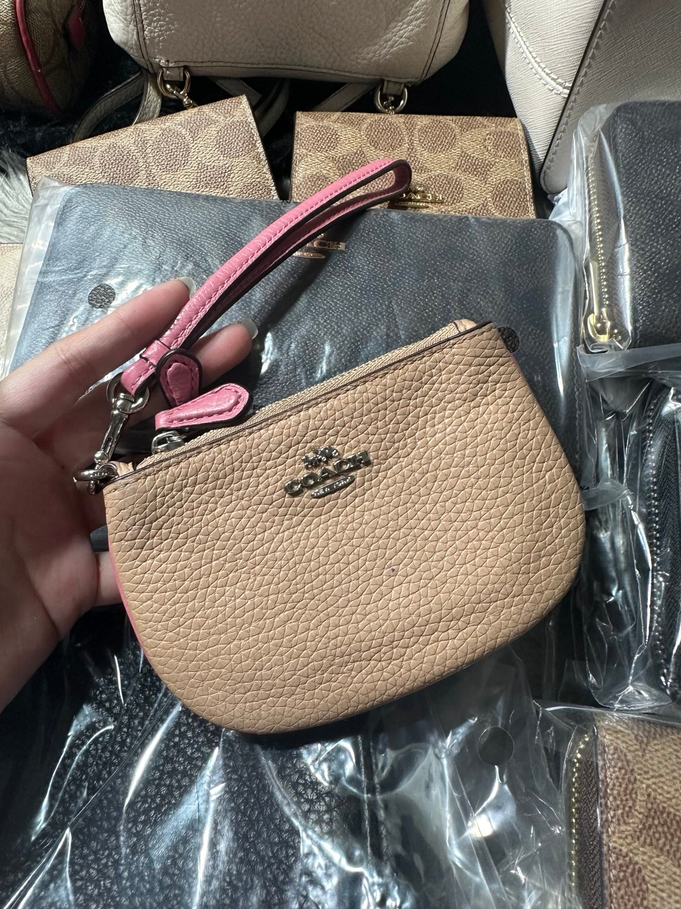 Coach change purse hotsell