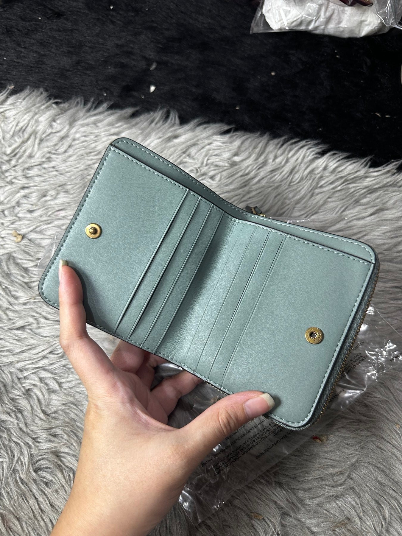 AUTHENTIC/ORIGINAL Coach Retail Billfold Small Wallet Green / Blue
