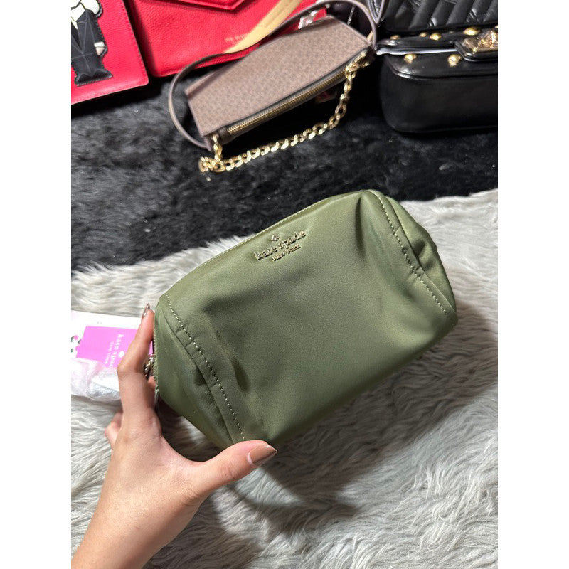 AUTHENTIC/ORIGINAL KateSpade KS Chelsea Medium Cosmetics Nylon Pouch in Black / Floral