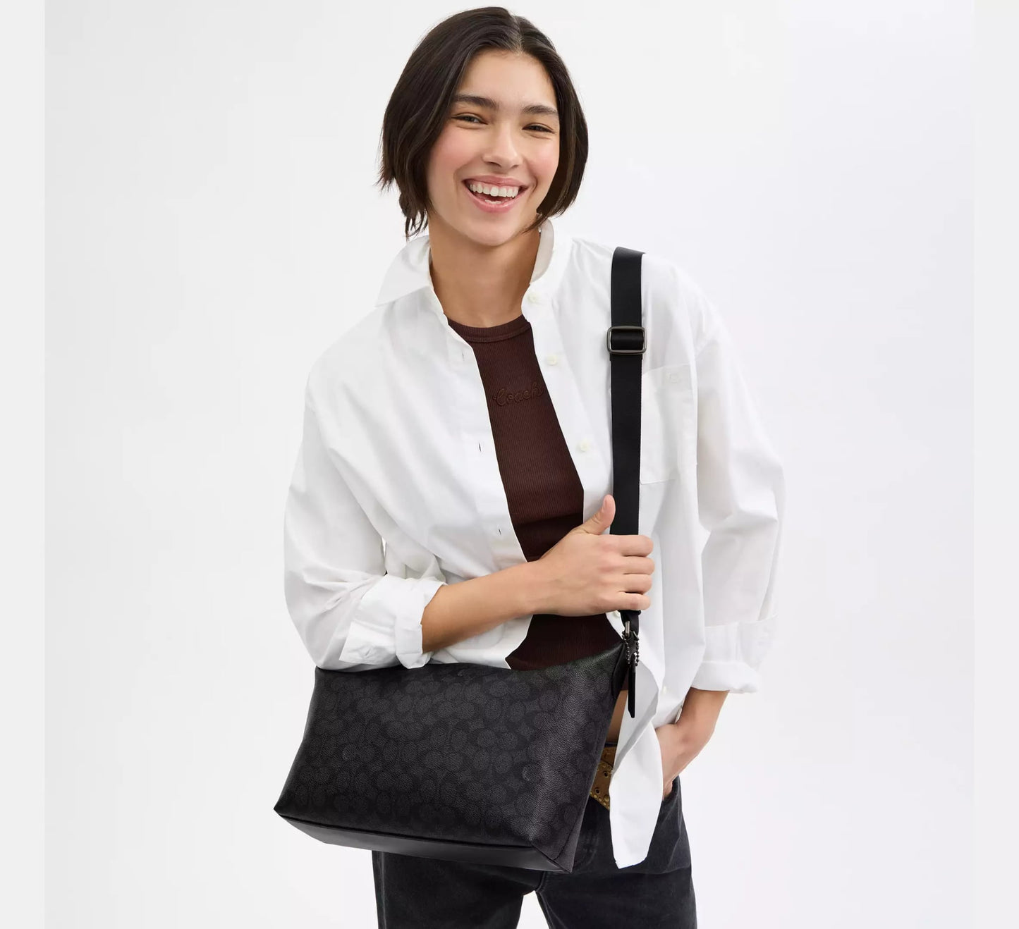 AUTHENTIC/ORIGINAL COACH Finn Crossbody Bag In Signature Canvas