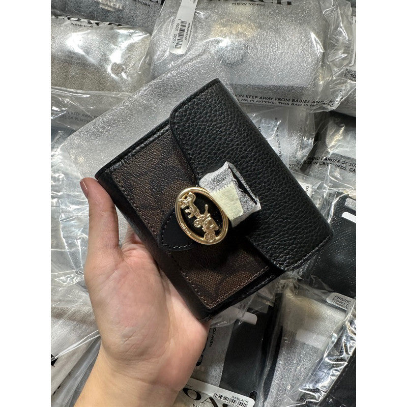 AUTHENTIC/ORIGINAL Coach Georgie Small Wallet In Blocked Signature Canvas