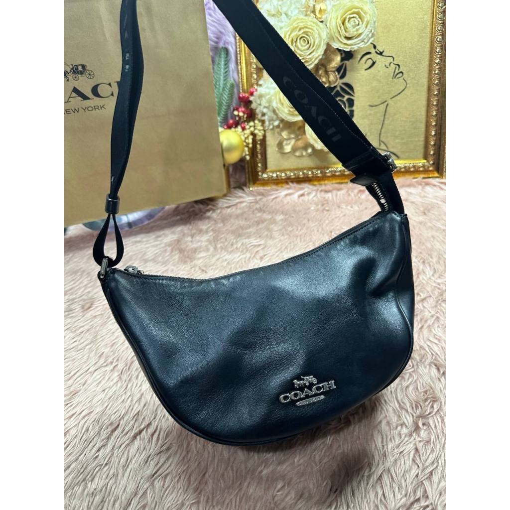 ORIG Preloved CCH Pace Shoulder Black Bag
