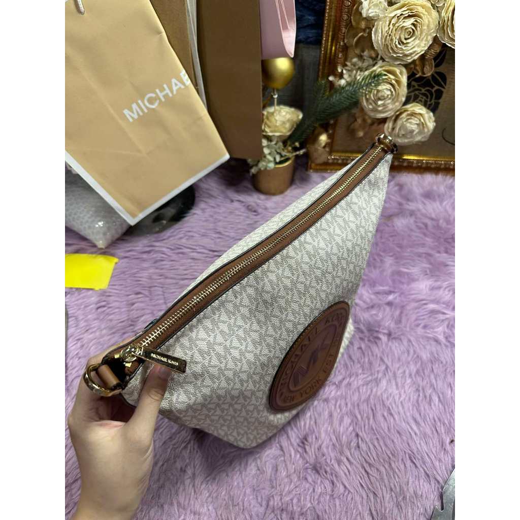 ORIG & IMPORTED MK Fulton Sport Shoulder Bucket Vanilla White Bag
