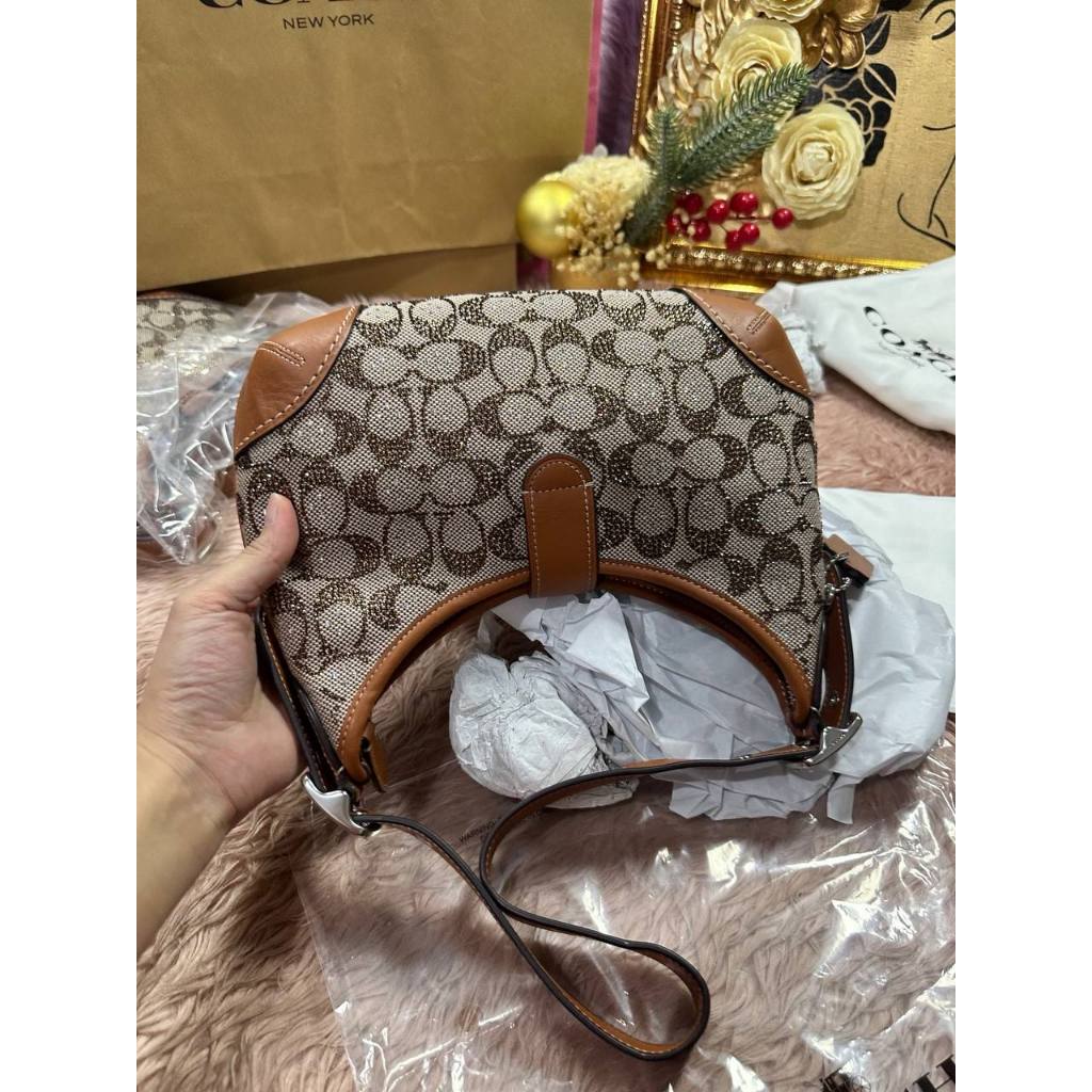 ORIG & IMPORTED CCH Retail Hamptons Hobo Small Shoulder Brown Bag