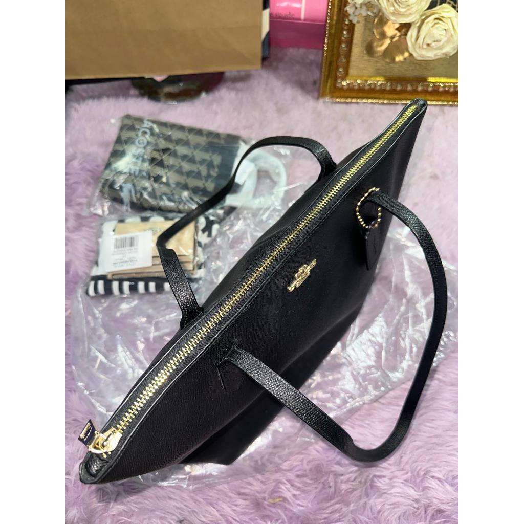 ORIG Preloved CCH Zip Top Tote Medium Black Bag