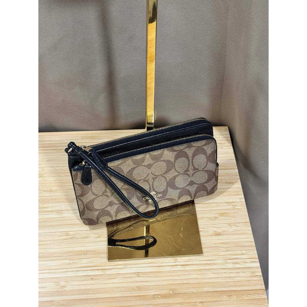 ORIG Preloved CCH Double Zip Large Wristlet Wallet Khaki/Brown