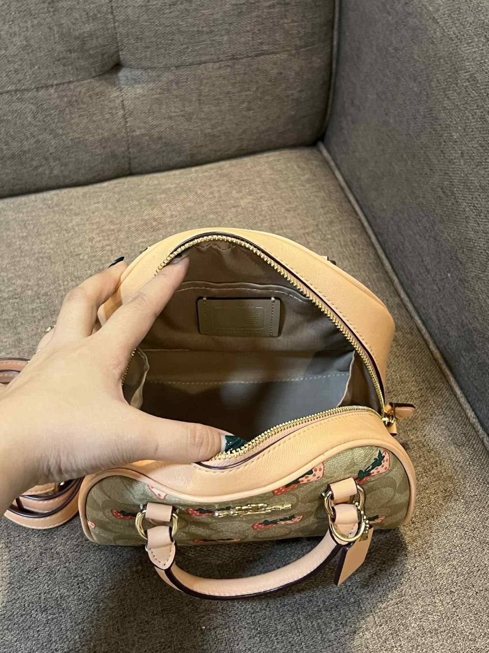 ORIG Preloved Coach Sydney Satchel Small Bag With Strawberry Print Light Khaki/Peach