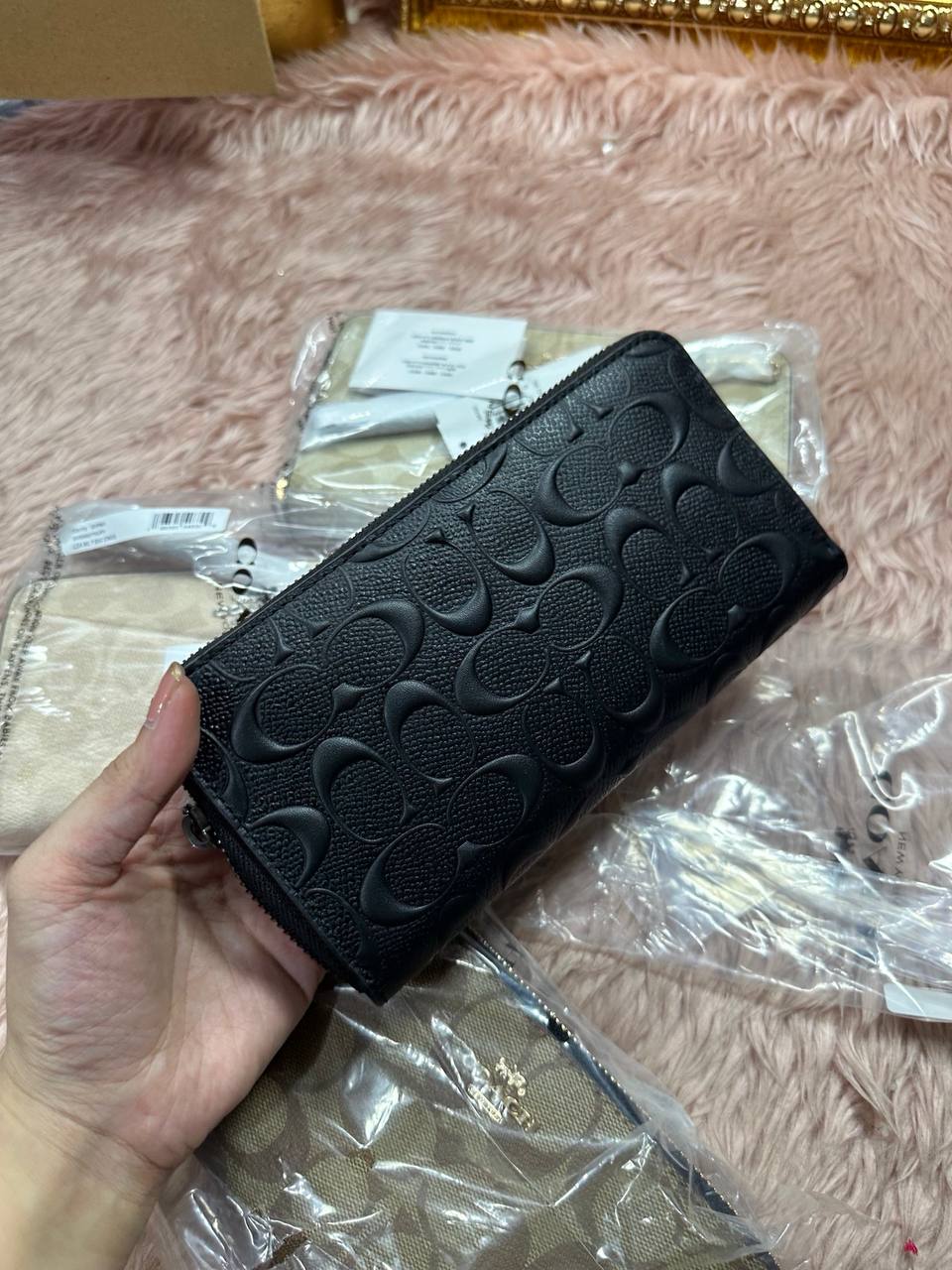 ORIG & IMPORTED COACH Long Zip Around Continental Women / Men Wallet