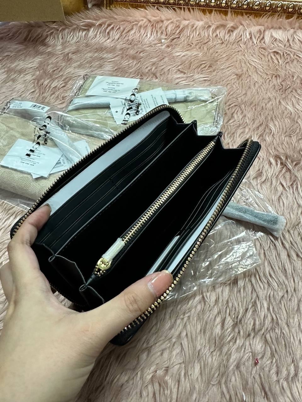 ORIG & IMPORTED COACH Long Zip Around Continental Women / Men Wallet