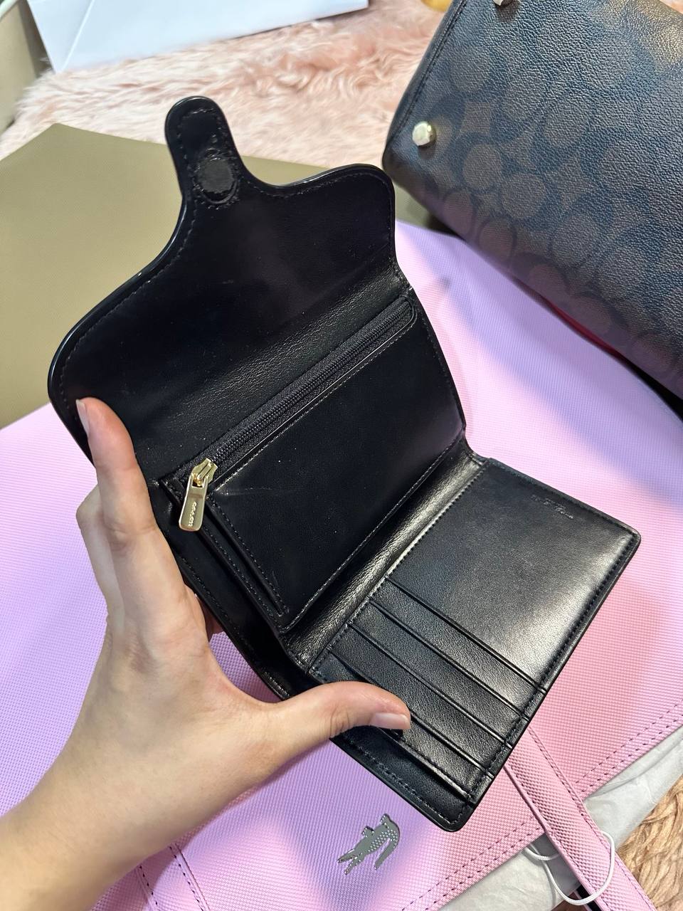 AUTHENTIC/ORIGINAL Preloved COACH Jade Medium Envelope Wallet Brown