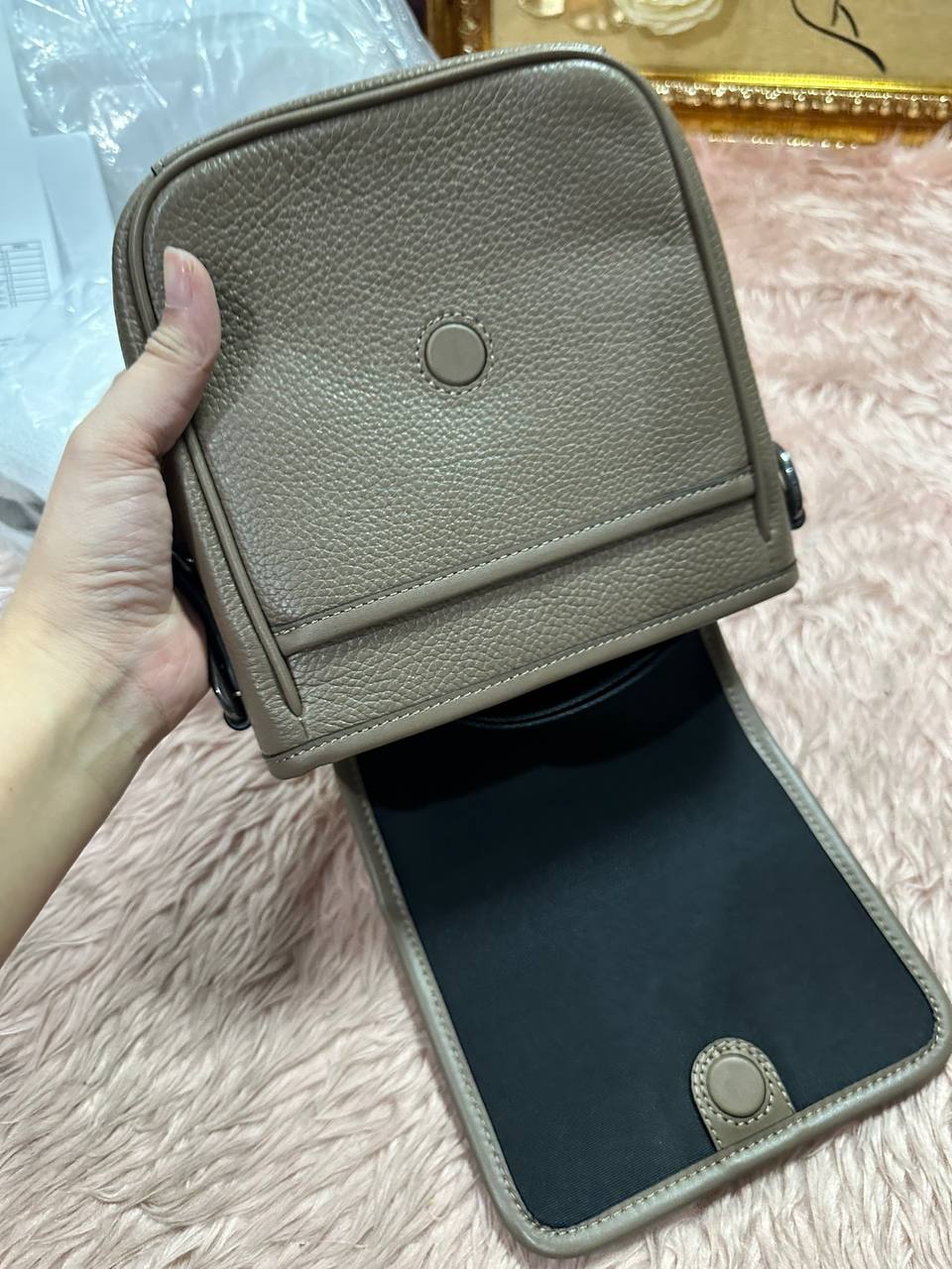 AUTHENTIC/ORIGINAL COACH Lucas Crossbody Flap Bag Brown