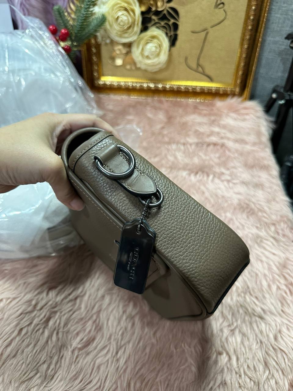 AUTHENTIC/ORIGINAL COACH Lucas Crossbody Flap Bag Brown