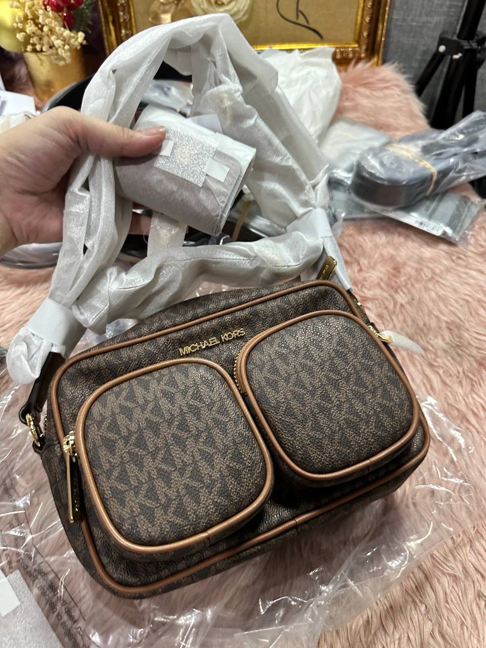 ORIG & IMPORTED MICHAEL KORS MK Jet Set Medium Signature Logo Crossbody Brown Bag with Case for Airpods