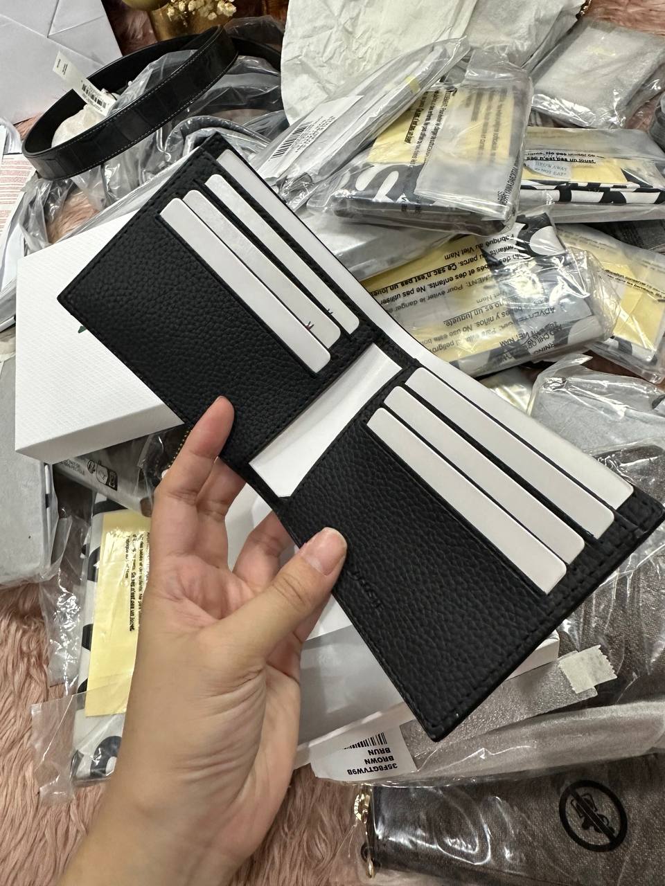 ORIG & IMPORTED Lacoste Men Wallet Billfold Wallet Black NH4680OR