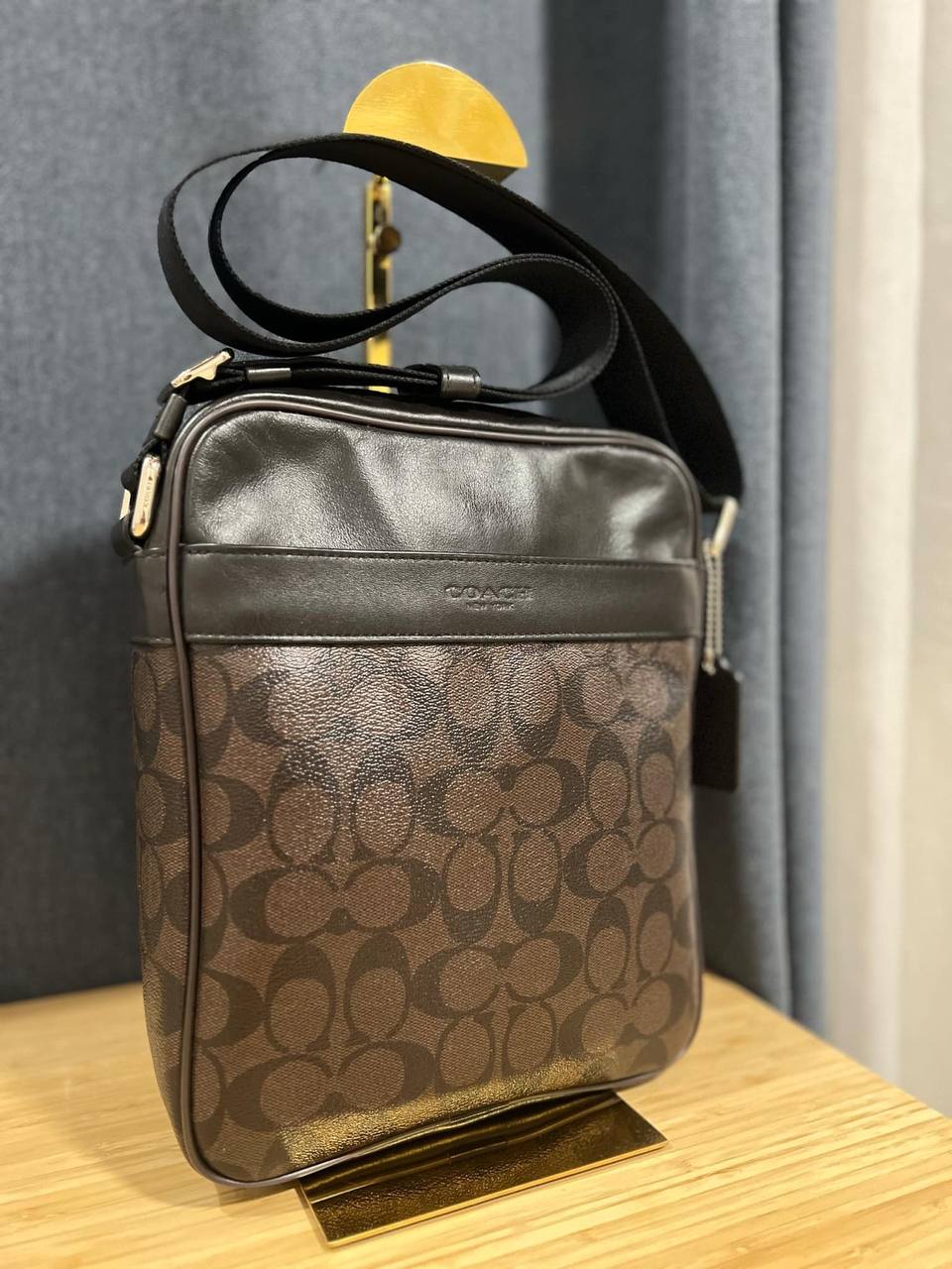 ORIG Preloved Coach Charles Flight Men Bag Brown
